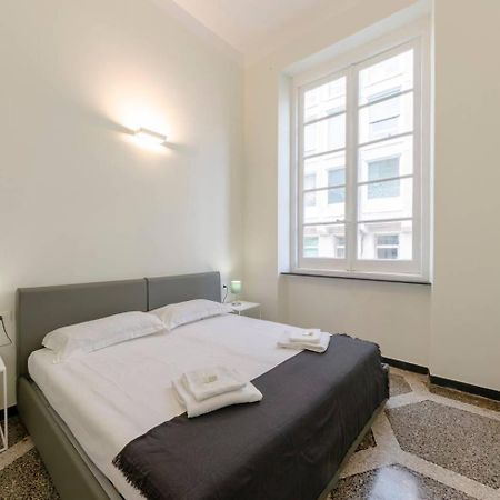 Appartamento Joivy Elegant Flat For 7, In The Heart Of Genova Esterno foto