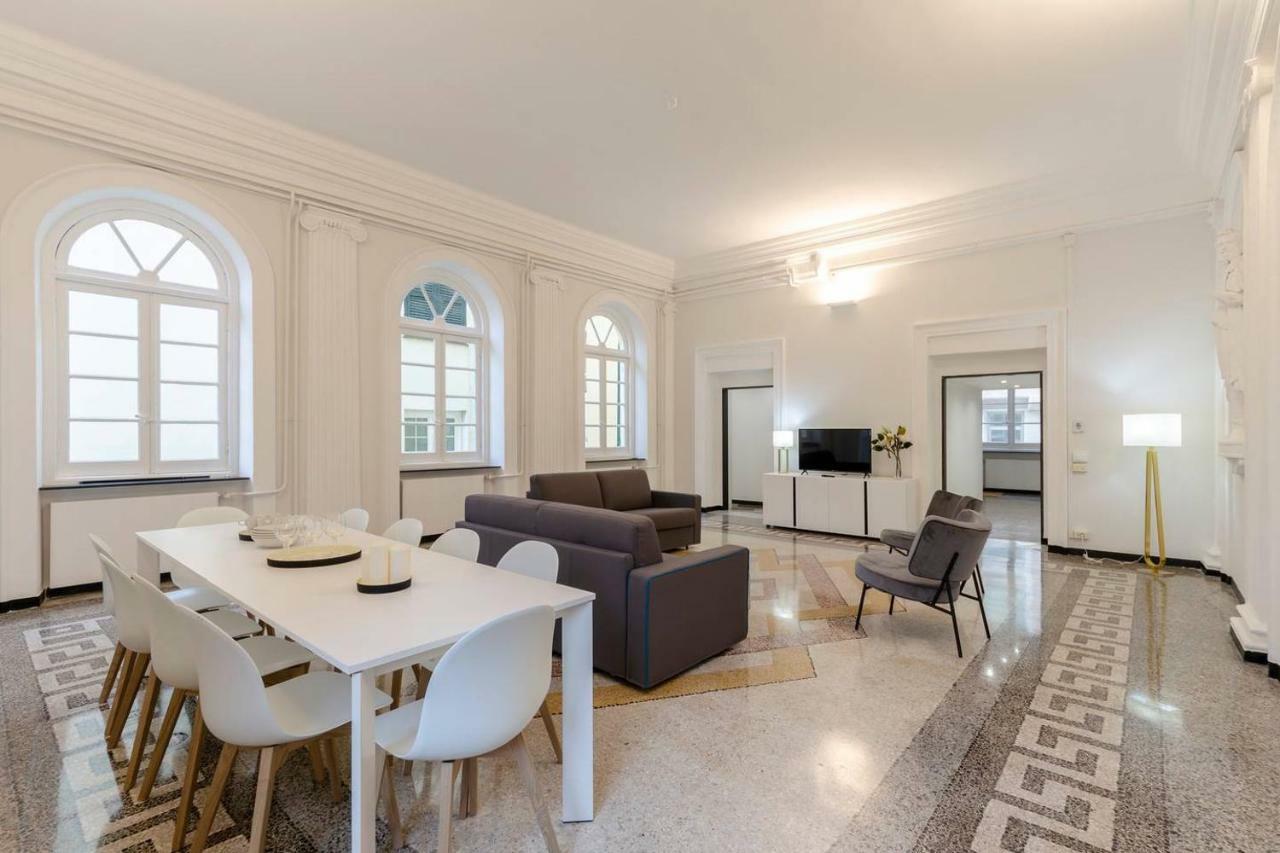 Appartamento Joivy Elegant Flat For 7, In The Heart Of Genova Esterno foto
