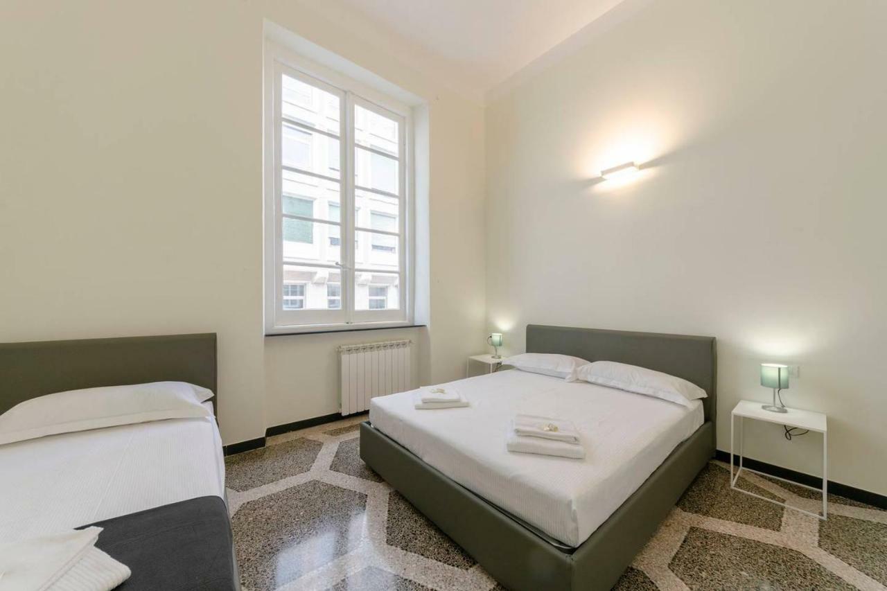 Appartamento Joivy Elegant Flat For 7, In The Heart Of Genova Esterno foto