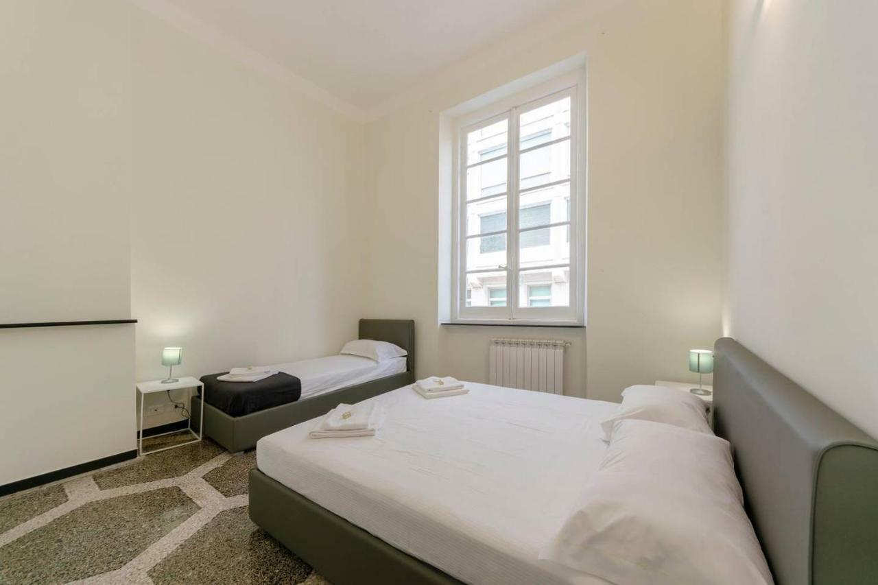 Appartamento Joivy Elegant Flat For 7, In The Heart Of Genova Esterno foto