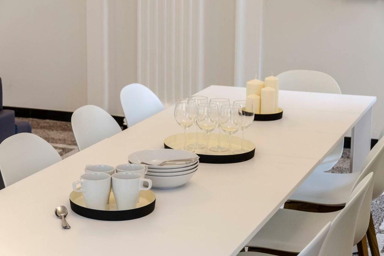 Appartamento Joivy Elegant Flat For 7, In The Heart Of Genova Esterno foto