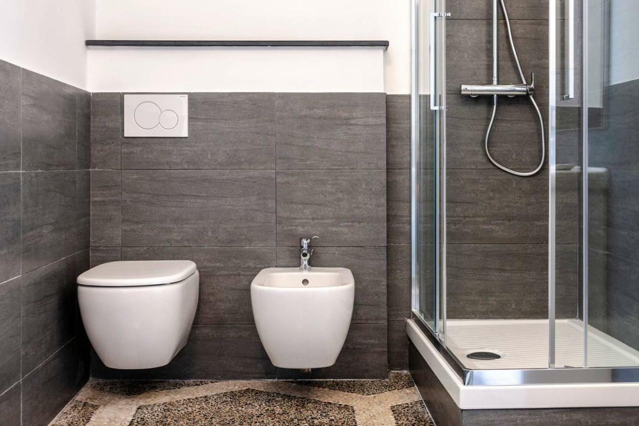 Appartamento Joivy Elegant Flat For 7, In The Heart Of Genova Esterno foto