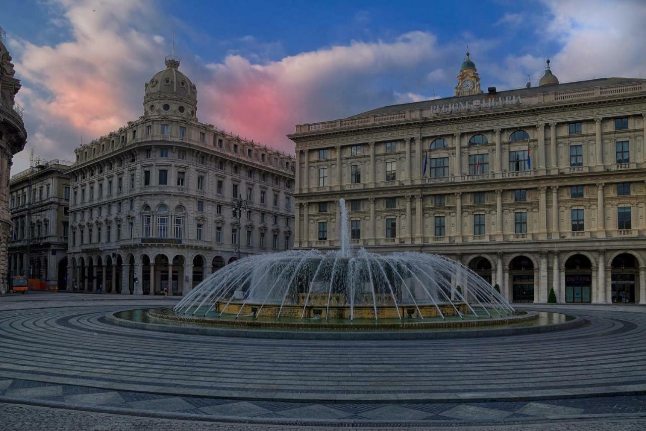 Appartamento Joivy Elegant Flat For 7, In The Heart Of Genova Esterno foto